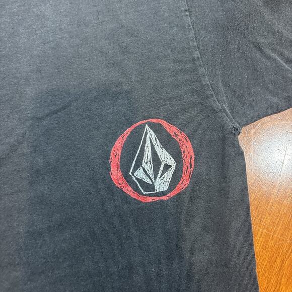 Volcom T-Shirt L Black Logo Skate Surf Streetwear Distressed Y2K Tee - Picture 5 of 9